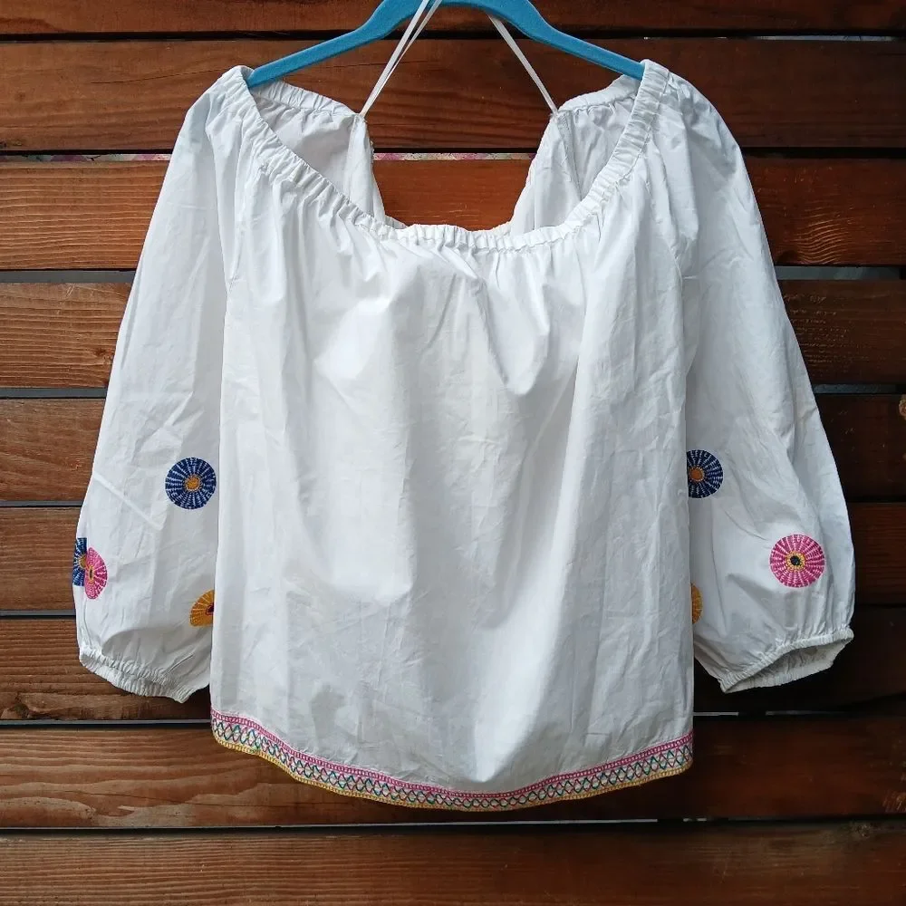 Madewell White Blouse with Embroidered Design Puff Sleeves  Semi Crop Size L